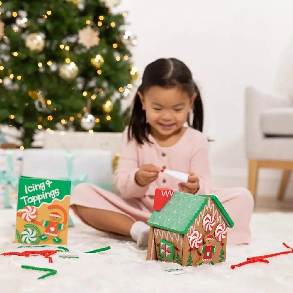 Melissa & Doug Gingerbread House Wooden Playset 38 Pieces Building Christmas NEW